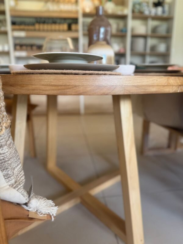 Mesa de Comedor Redonda Kiri 1,10