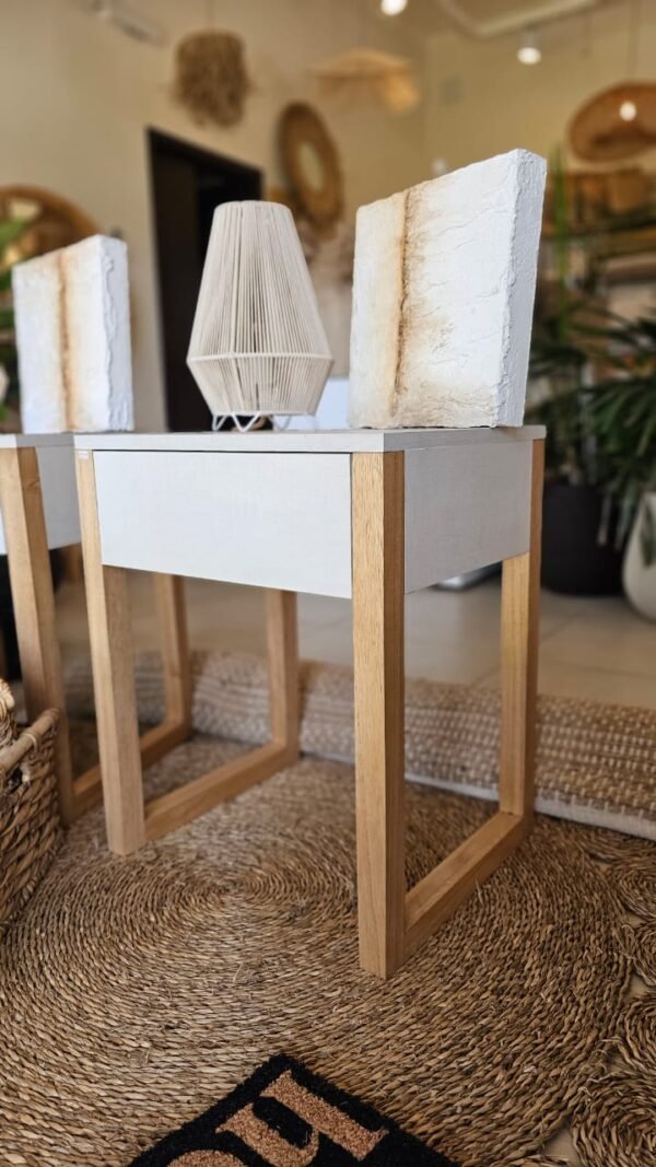Mesa De Luz Mdf Lino y Kiri 1 Cajon