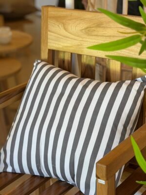 WhatsApp Image 2025-11-19 at 5.41.13 PM Almohadon Rayas Gris Oscuro 50x50