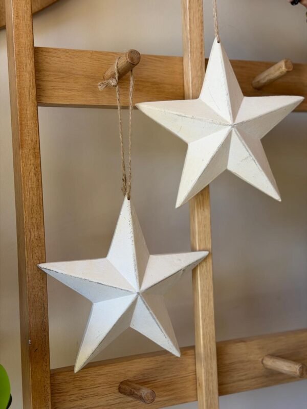Estrella de Madera Blanca