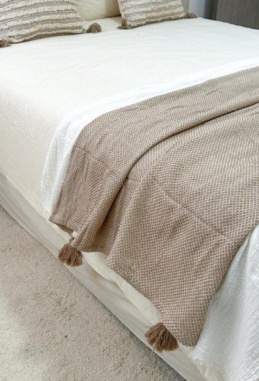 MANTA 125X150 MARRON CON BORLAS