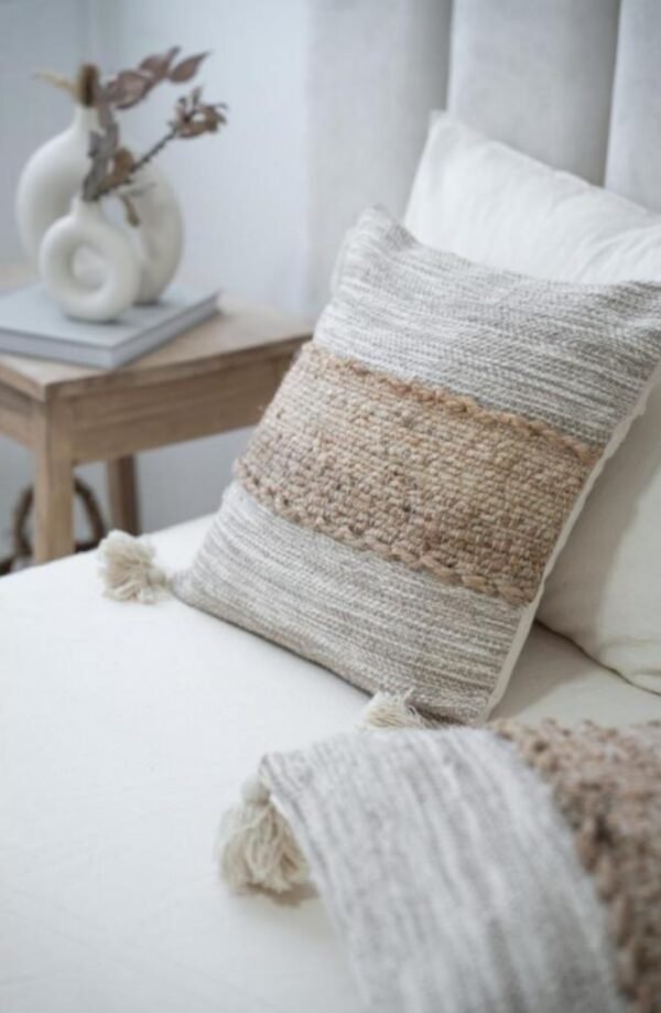 Almohadon Marroquí Línea Marrón 45x45